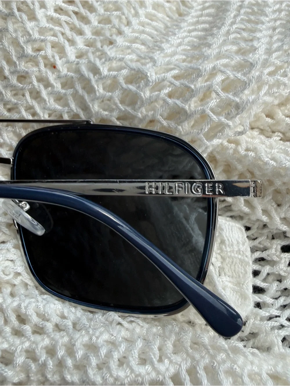 Tommy Hilfiger Men’s Silver Frame Sunglasses with Dark Gray Lenses